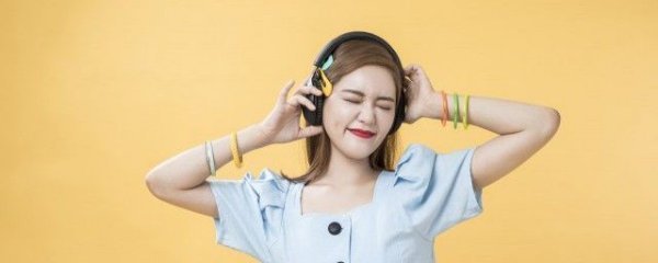 蚂蚁呀嘿是什么歌英文歌 蚂蚁呀嘿的原版歌词