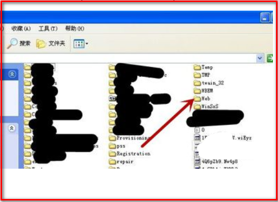 Windows自带的桌面背景图片放在哪里？