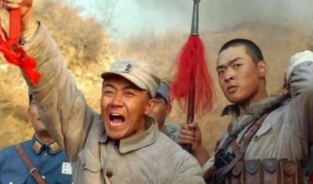 有什么重生到亮剑世界里的小说吗