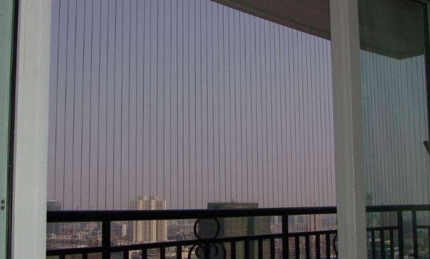 隐形防盗网一平方多少钱