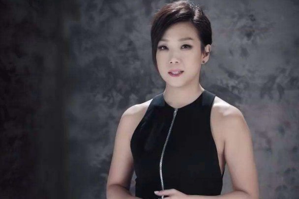 林忆莲把恭硕良从软饭王变成亚洲鼓王，他为何还要出轨呢？