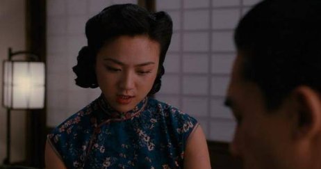 《色戒》汤唯爆红，梁朝伟不用替身，汤唯期间多次崩溃，后来怎么样了？