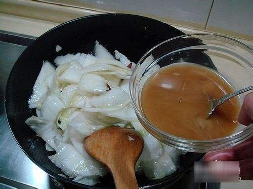 醋溜白菜的家常做法