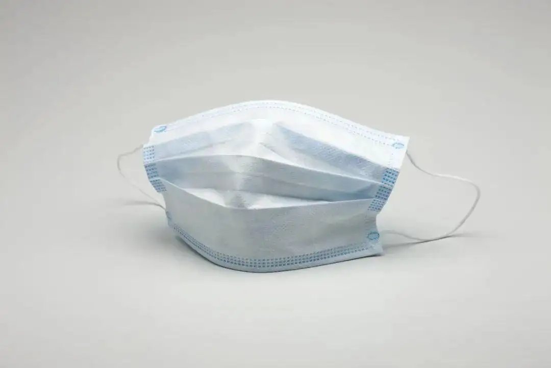 郑州:不戴口罩等行为涉嫌违法犯罪,如何正确佩戴口罩?