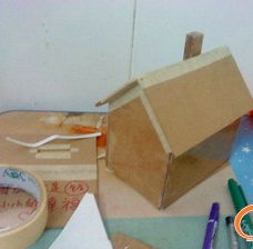 怎样用纸盒做小房子