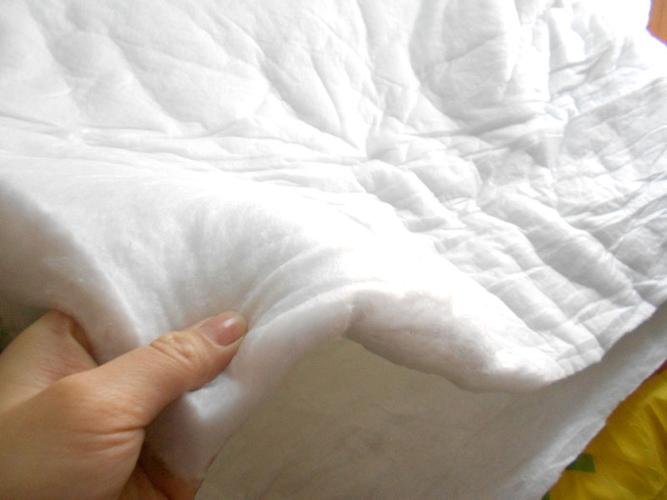 晴纶棉被子盖着为什么不舒服
