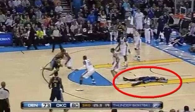 慈世平肘击哈登，为何成为哈登生涯关键的转折点?