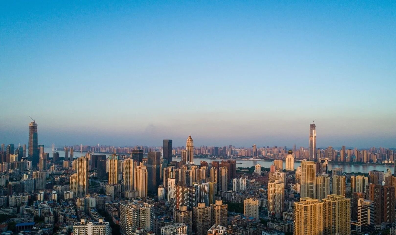 房价上涨背后的本质逻辑是什么？