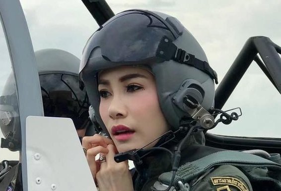 泰国王妃诗妮娜现状