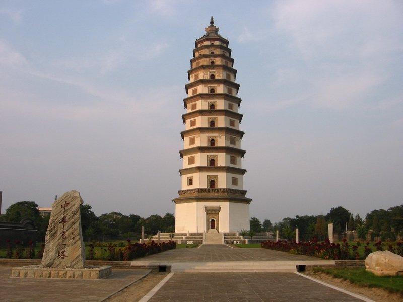 开元寺内的什么塔