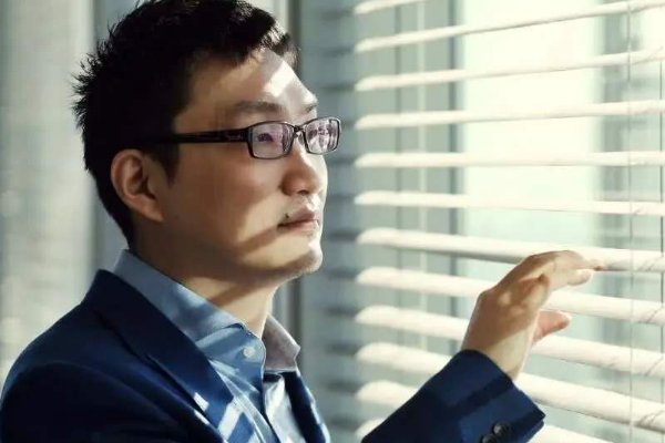 拼多多创始人黄峥有着怎样传奇的经历？