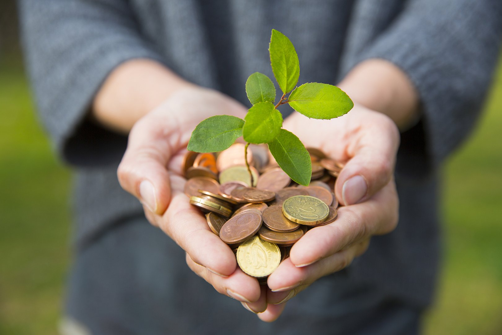 偏债型基金是什么意思？偏债型基金与偏股型基金有什么区别？