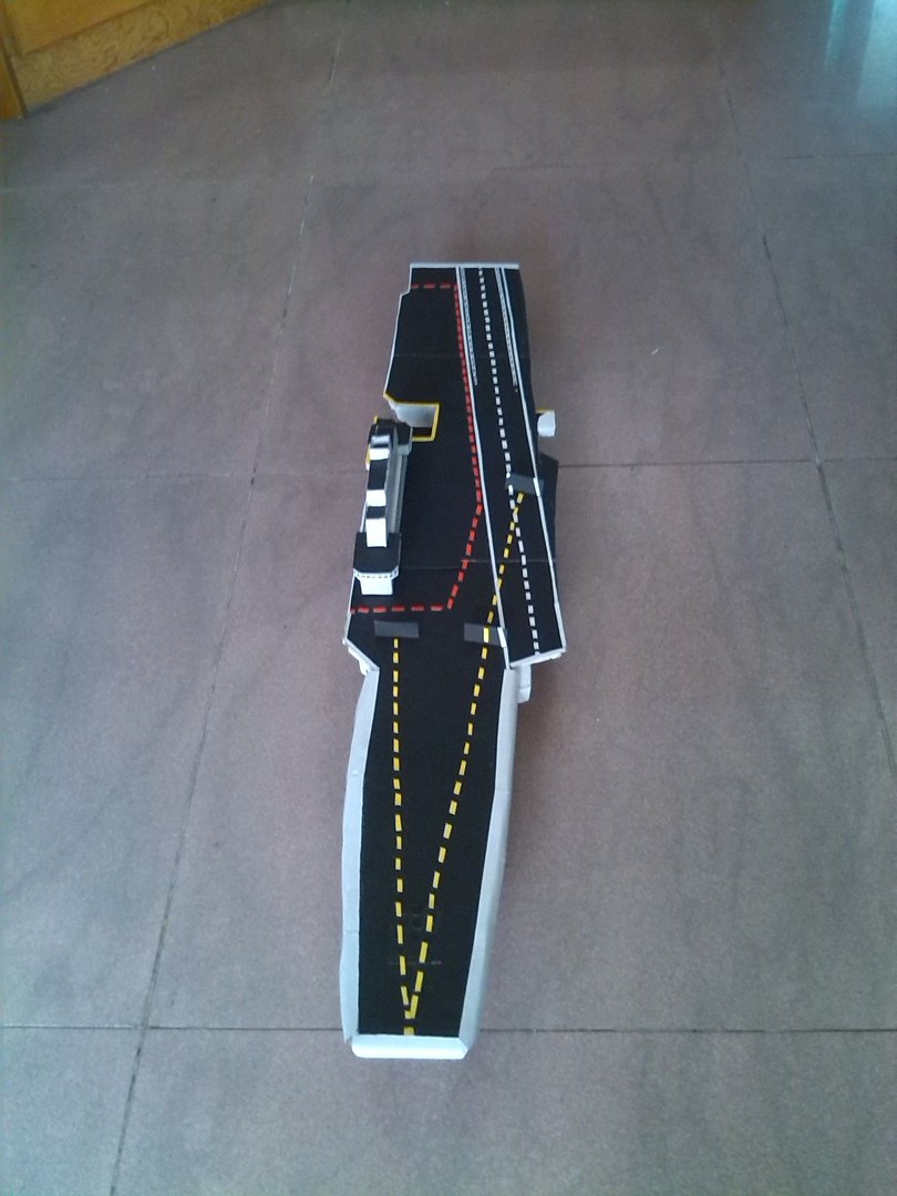 如何制作航空母舰模型