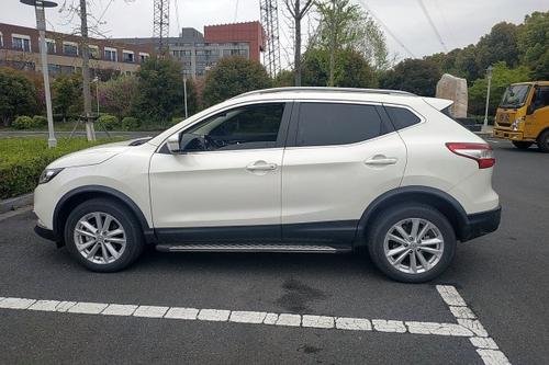 AT变速箱和DCT变速箱的区别是什么，哪个更好用？