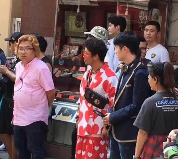 马蓉在线否认怀孕传闻，王宝强新片路透图曝光，全新造型看起来如何？