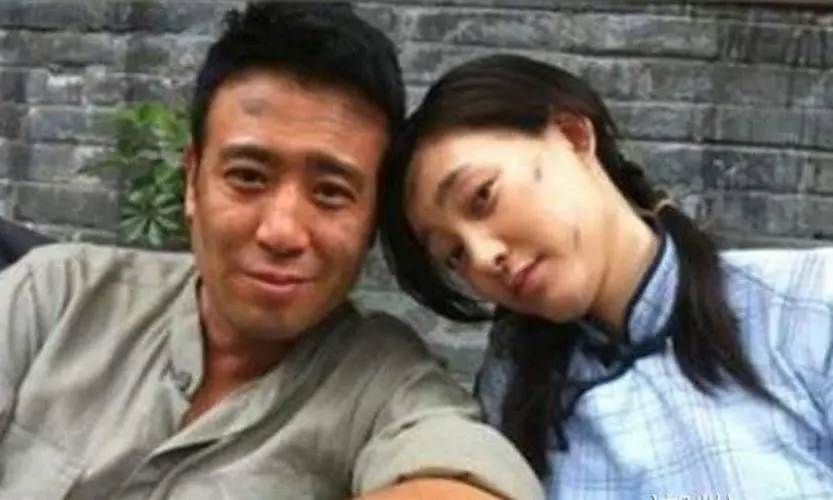 谁是《青盲》第二部中的卧底？