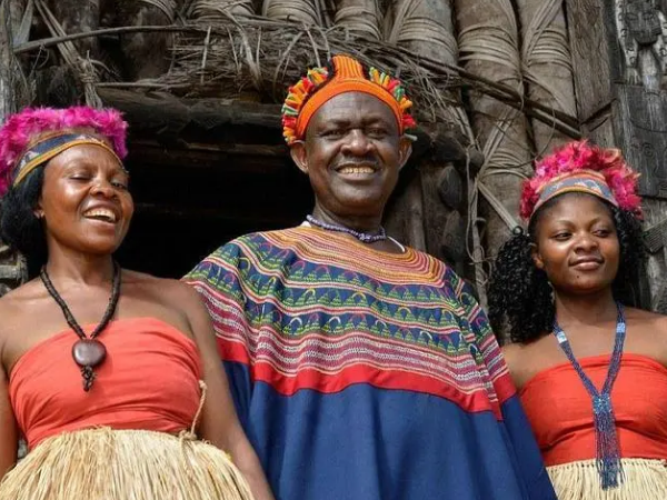 一夫多妻晚上可以一起睡觉吗