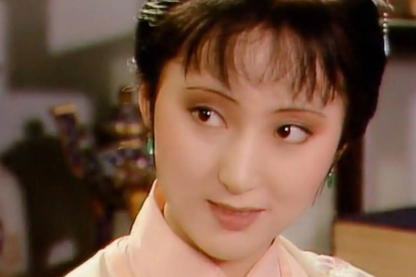 粉面含春是指什么生肖动物