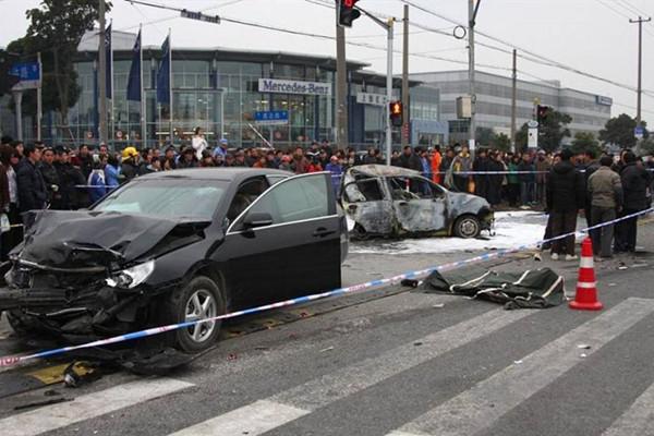 还记得疯狂比亚迪案吗？第一起醉驾死刑案，与谭明明案有何相同？