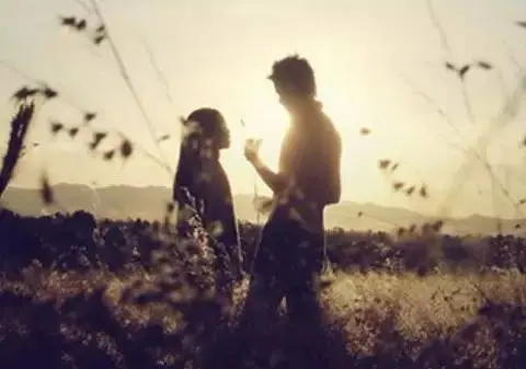 不完美的爱情才是真正的爱情吗?