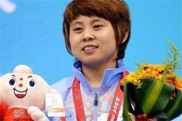 王濛的眼睛是怎么锻炼成尺的？