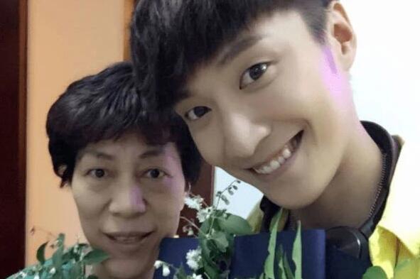 乔任梁怎么死的,王思聪怎样伤害他的?