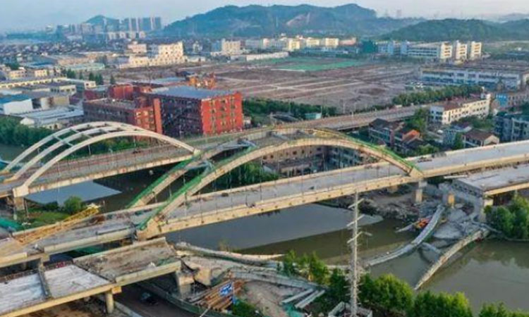 绍兴一在建桥梁垮塌,无人伤亡,导致垮塌的主要原因是什么?