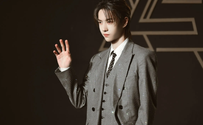 王一博修改代表作引热议