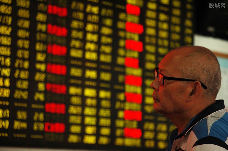 华统股份大涨8%