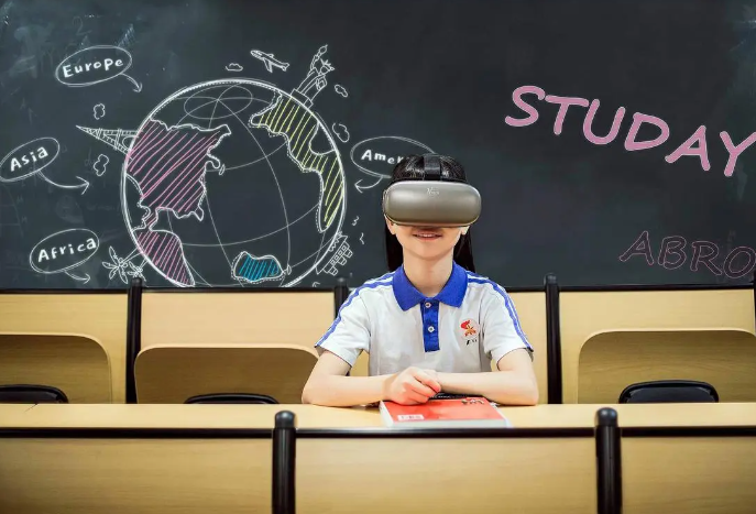 昼夜更替产生的原因