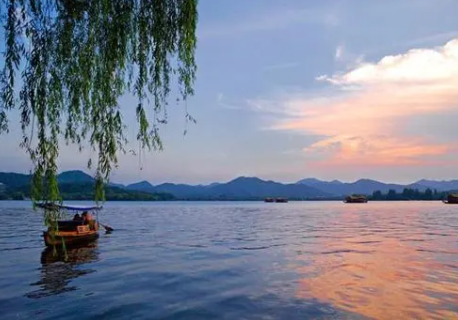 水如天的意思是什么？