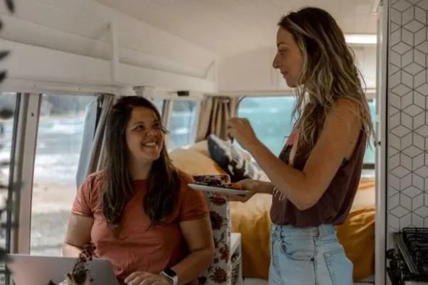 我女朋友的妈妈用英语怎么说?