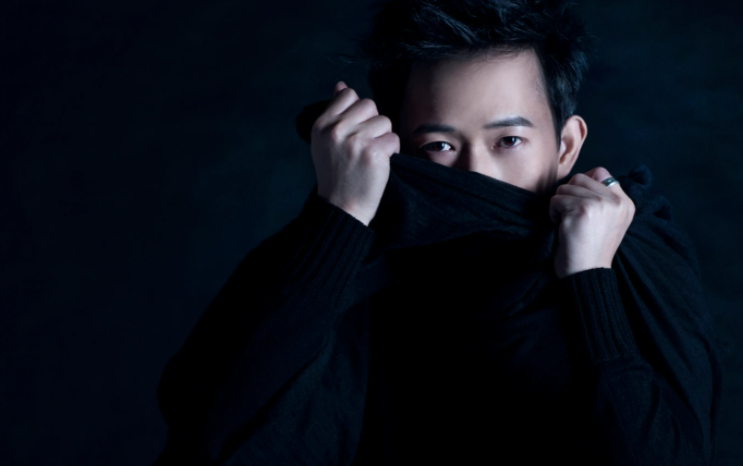 不该用情歌词有哪些？