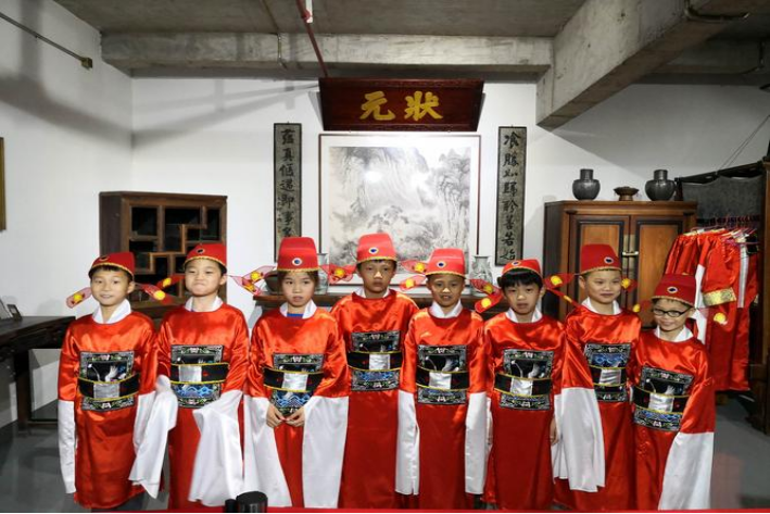 三百六十行行行出状元是什么意思