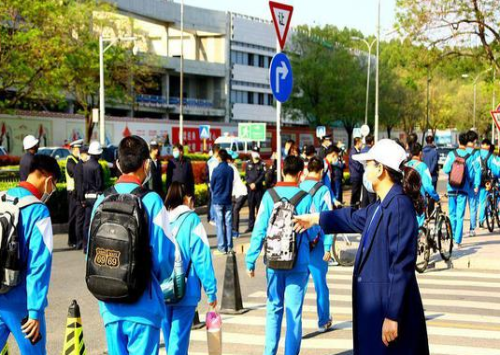 家长会的主题是什么