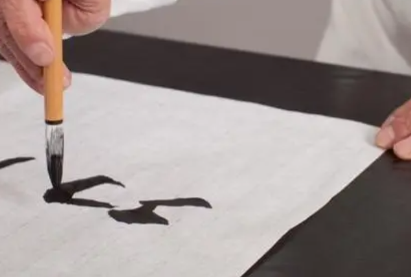 一字值千金是什么意思