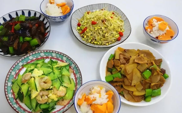 一辈子吃不上四个菜啥意思