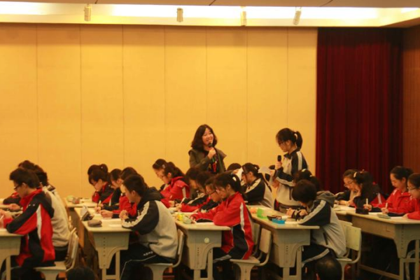 半壁江山是什么意思