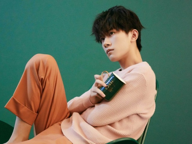 易烊千玺生日几月几号