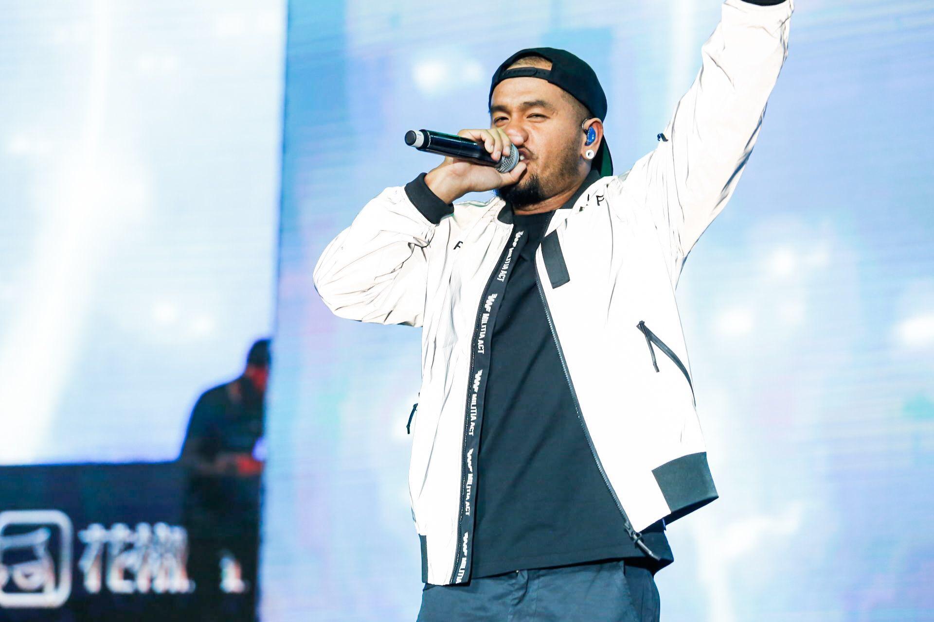 第一句歌词是“我怕没机会”是什么歌