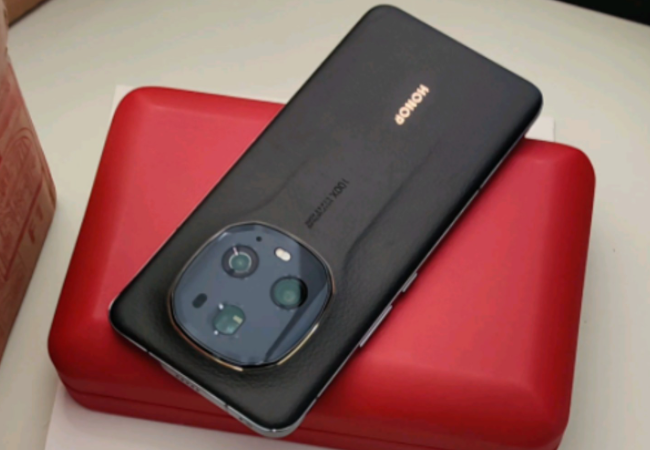 目前手机电池容量最大的手机