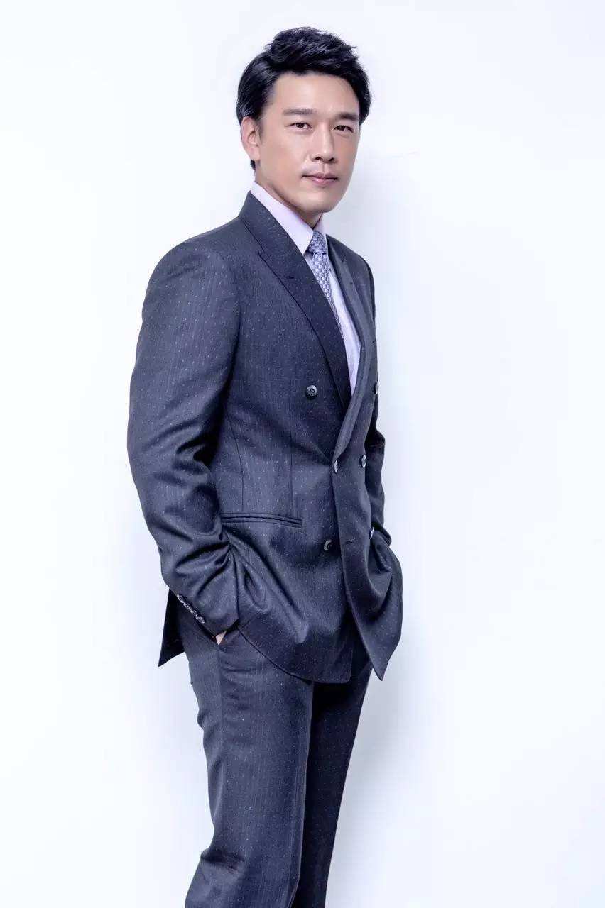 怎么评价王耀庆在《好先生》中饰演的江浩坤？这个角色的人设如何？