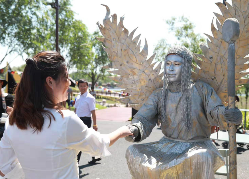 gogogo大但人文艺术活动背景
