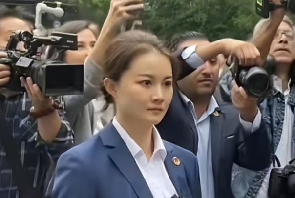 严月霞女保镖个人资料