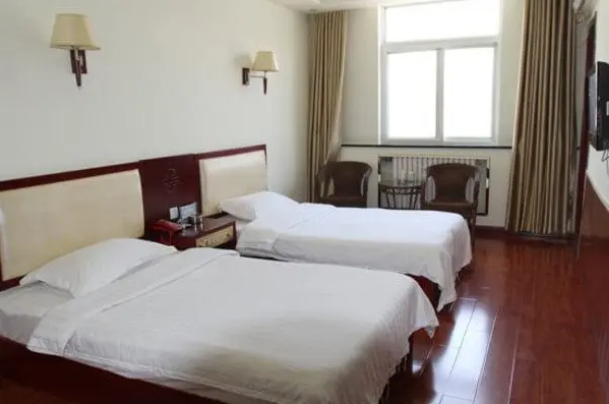 泰山山顶住宿哪个酒店最好