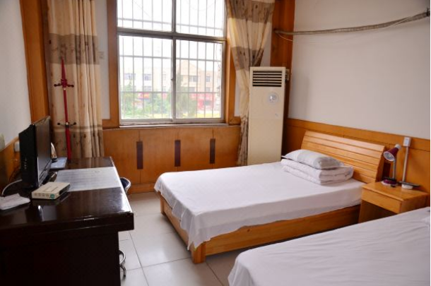 泰山山顶住宿哪个酒店最好