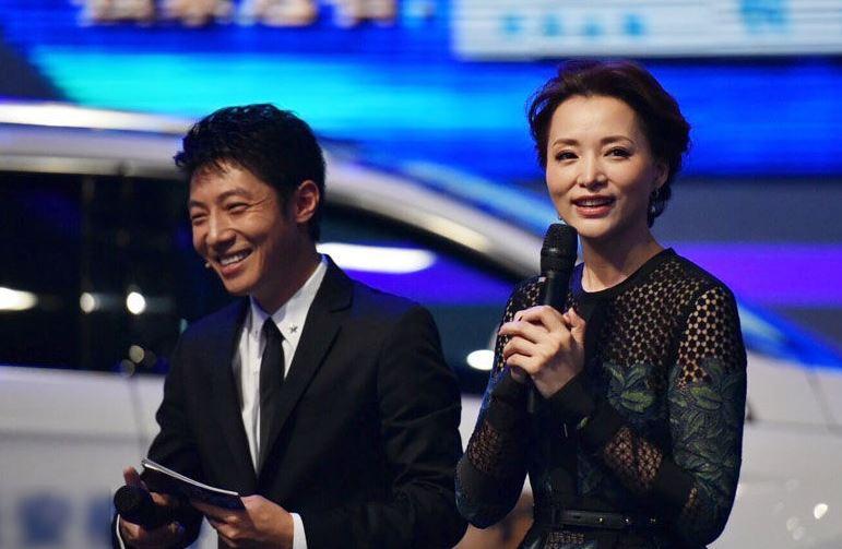 董卿和撒贝宁是什么关系？