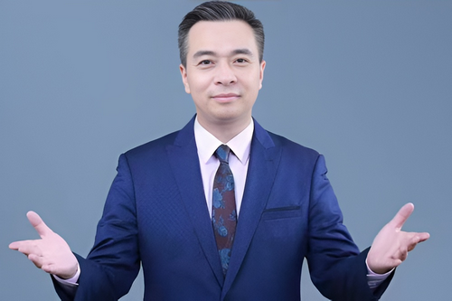 康震老师的简介