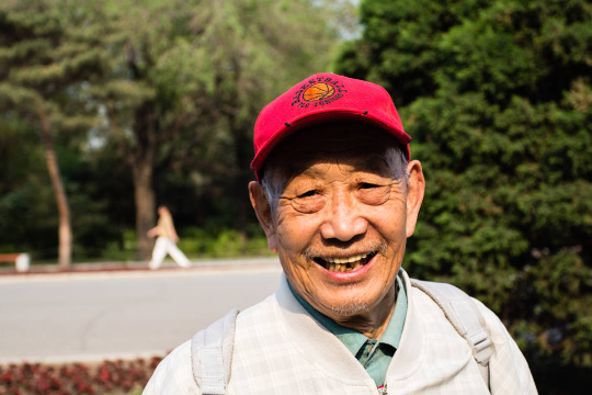 60-70岁体重标准表老人