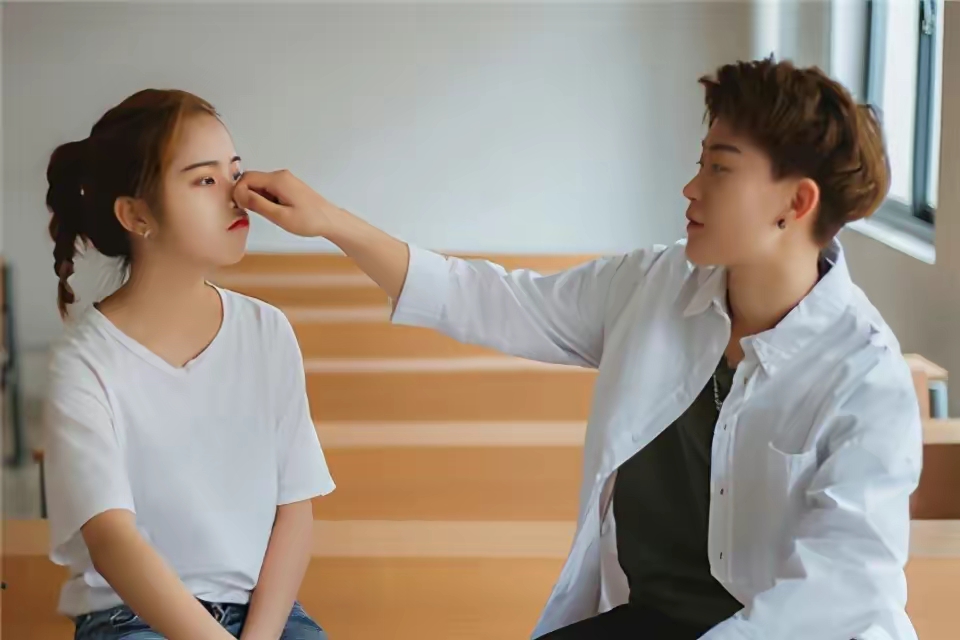 女朋友说我太可爱了是啥意思，说了好多次了？